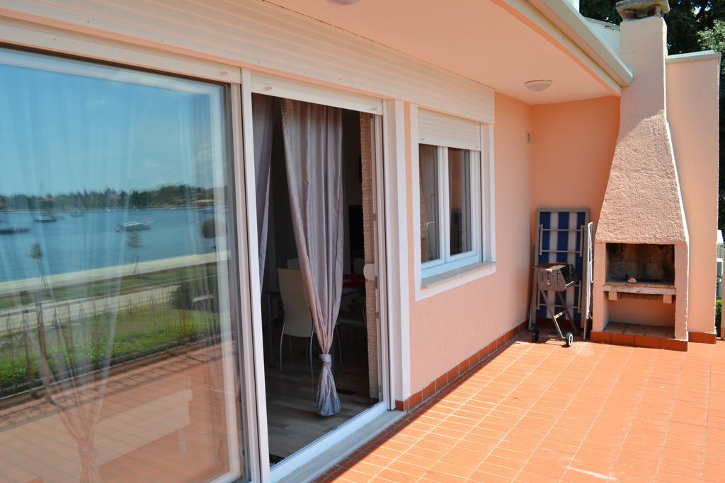 Apartments Lungomare Umag Szoba fotó