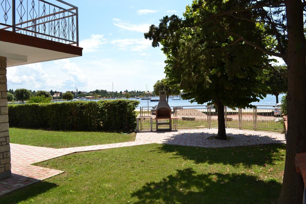 Apartments Lungomare Umag Szoba fotó