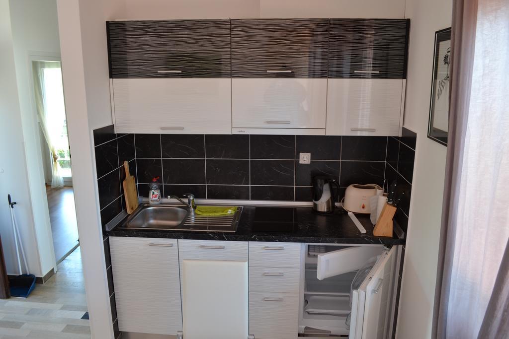 Apartments Lungomare Umag Szoba fotó