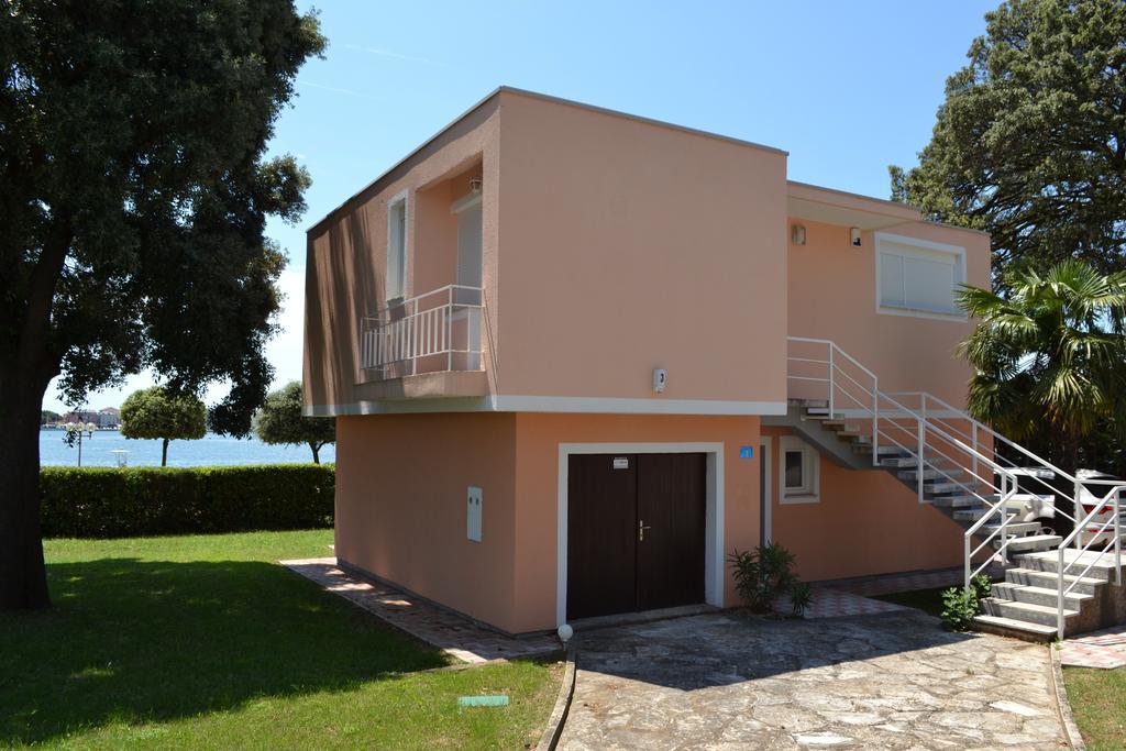 Apartments Lungomare Umag Kültér fotó